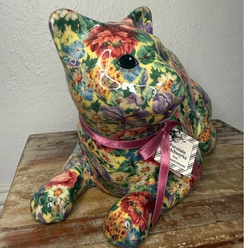 Vintage 80s 90s Joan Baker Designs Porcelain Cat Figurine Floral Patchwork NEW